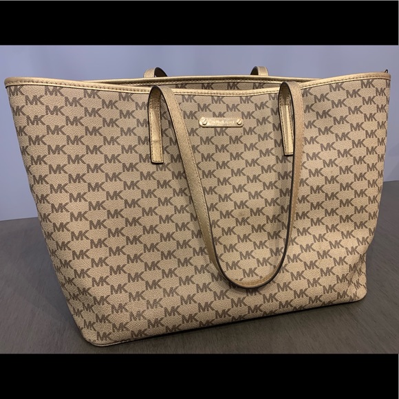 Michael Kors large tote - Picture 1 of 7
